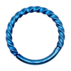 piercing-anneau-torsadé-bleu